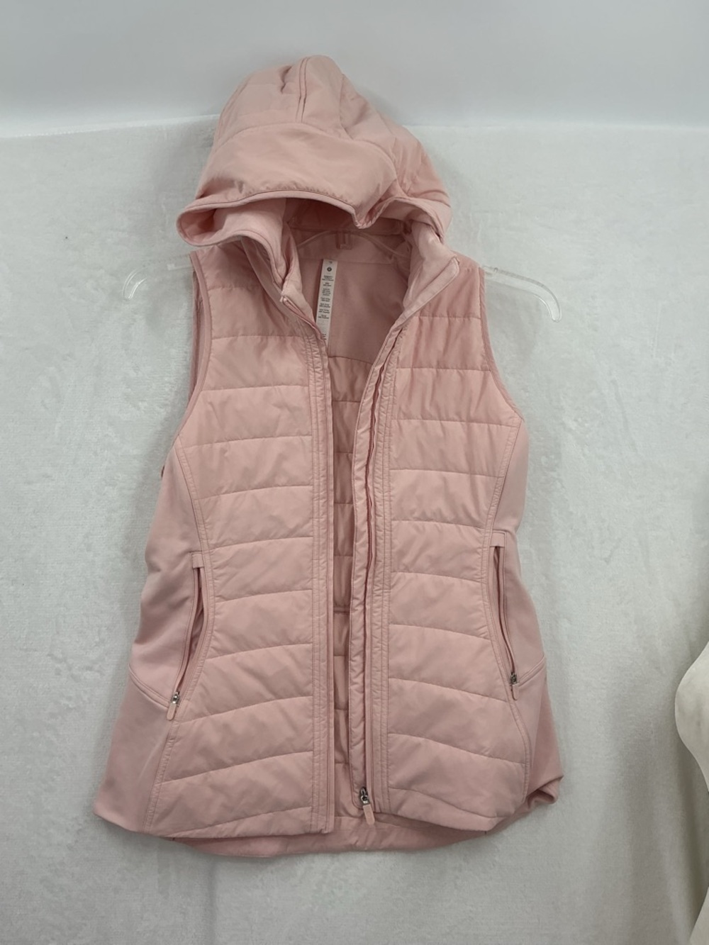 lululemon athletica pale pink quilted vest 761 - Picture 2 of 8